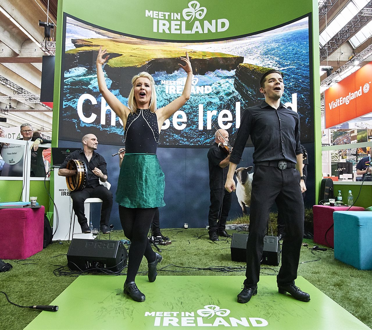 Irish dancers and band at conference